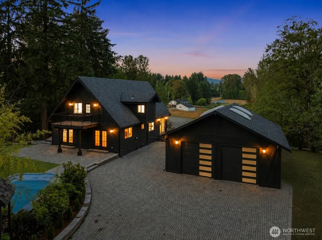 20504 184th Avenue SE Renton WA 98058