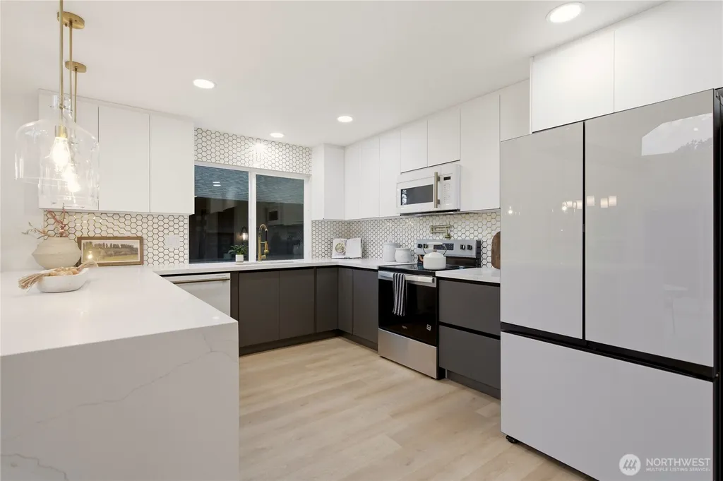 20504 184th Avenue SE Renton WA 98058