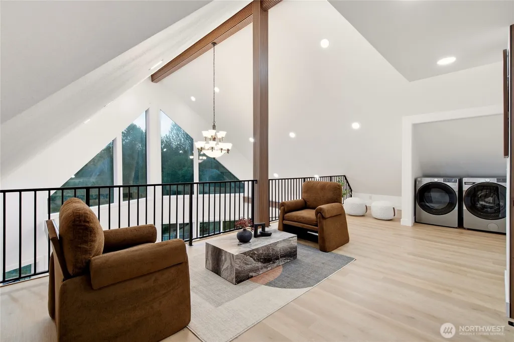 20504 184th Avenue SE Renton WA 98058