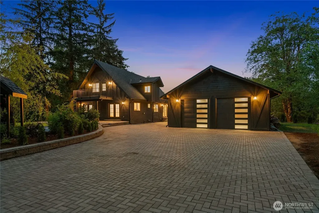 20504 184th Avenue SE Renton WA 98058