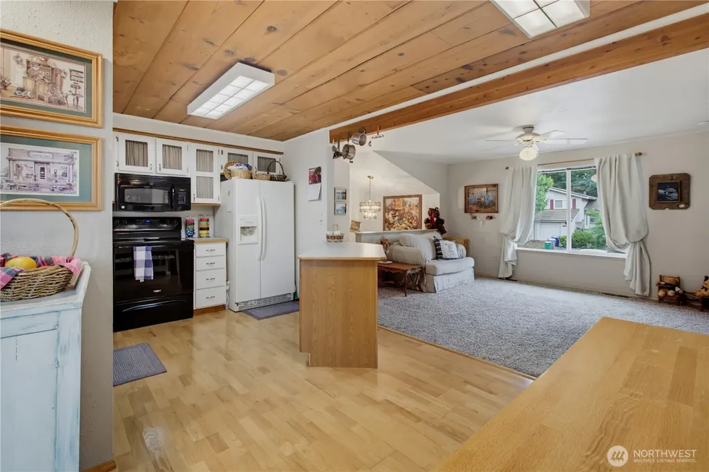 3200 SE 20th Court Renton WA 98058