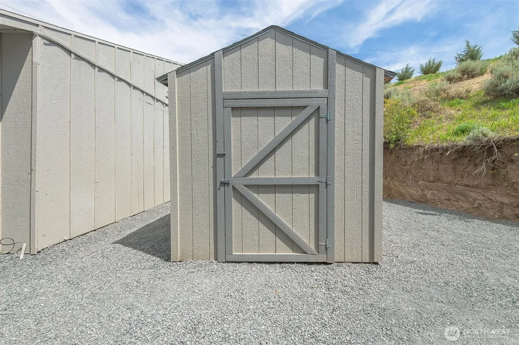 749 Wheeler Hill Road Wenatchee WA 98801