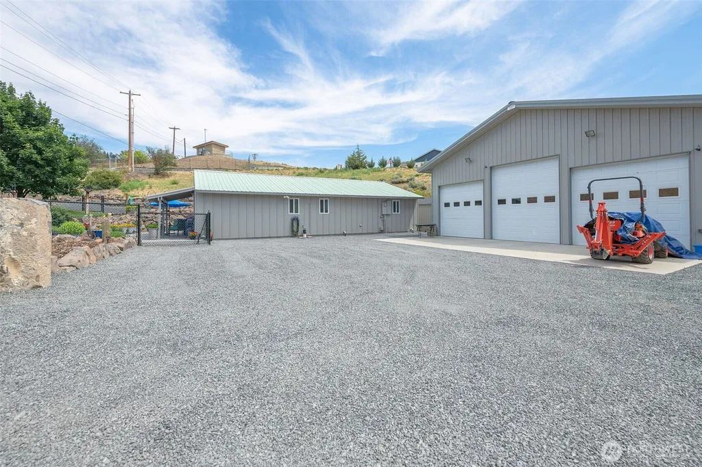 749 Wheeler Hill Road Wenatchee WA 98801