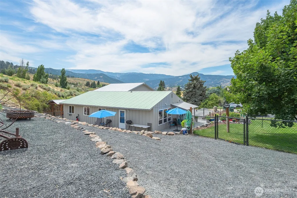 749 Wheeler Hill Road Wenatchee WA 98801