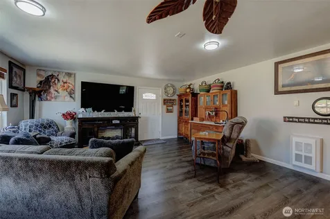 749 Wheeler Hill Road Wenatchee WA 98801