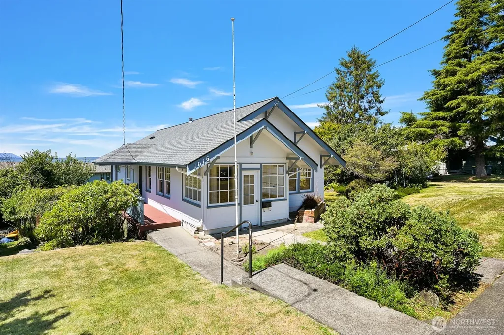1016 12th Street Bellingham WA 98225