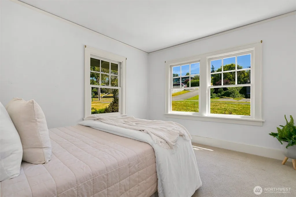 1016 12th Street Bellingham WA 98225