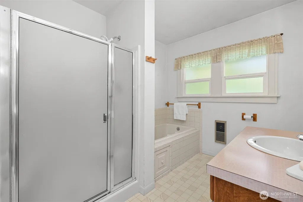 1016 12th Street Bellingham WA 98225