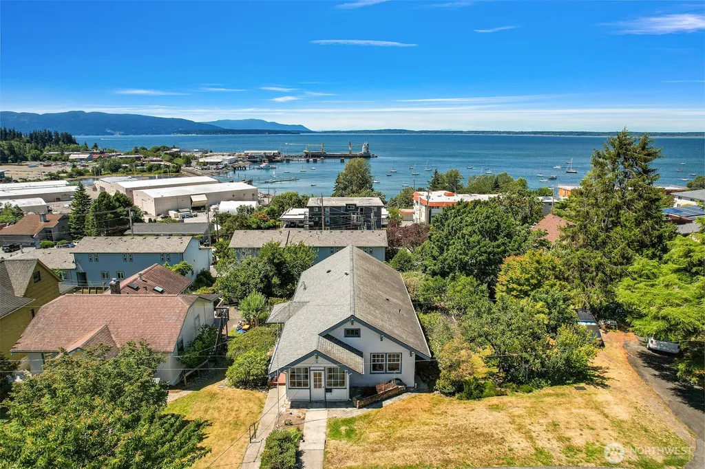 1016 12th Street Bellingham WA 98225