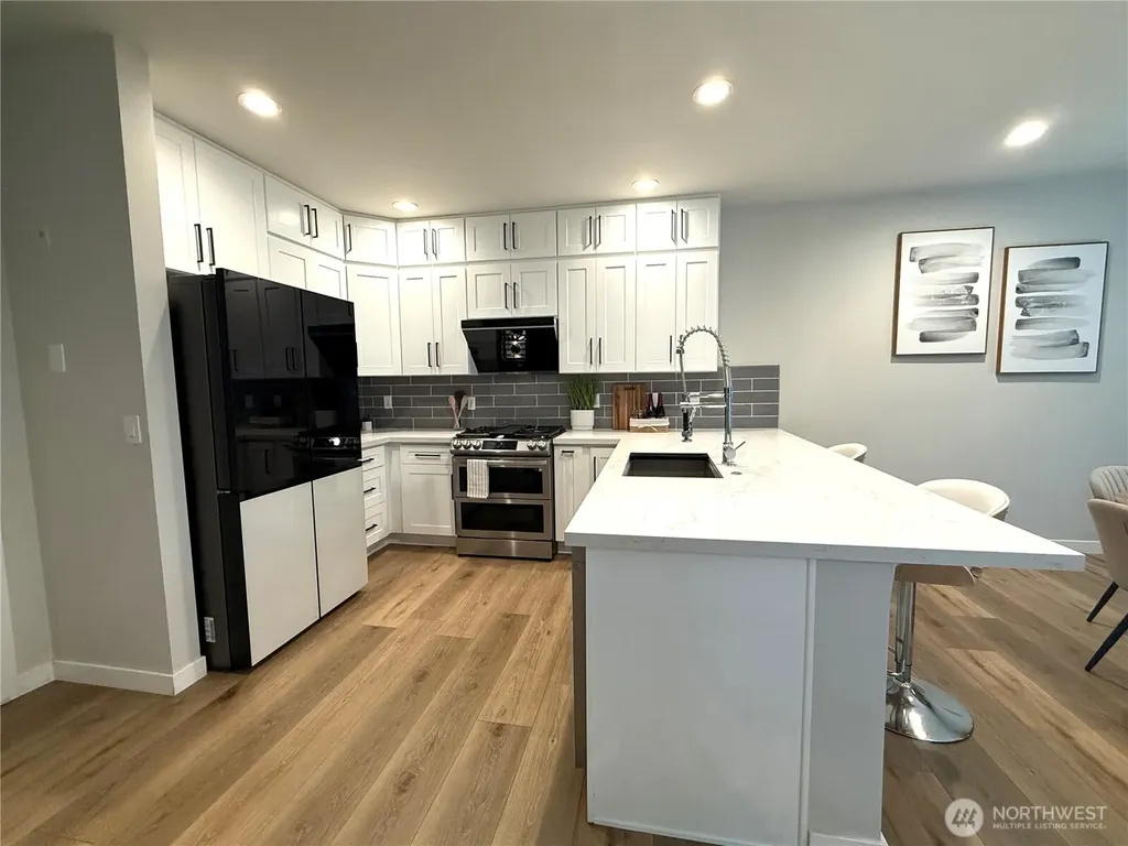 5007 Lake Place S Renton WA 98055