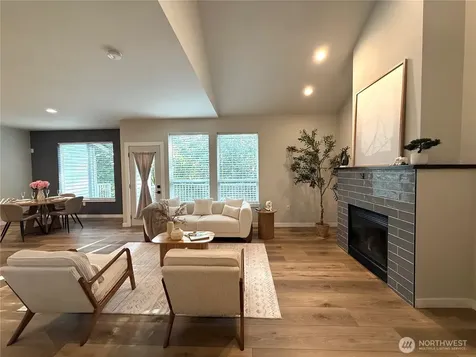 5007 Lake Place S Renton WA 98055