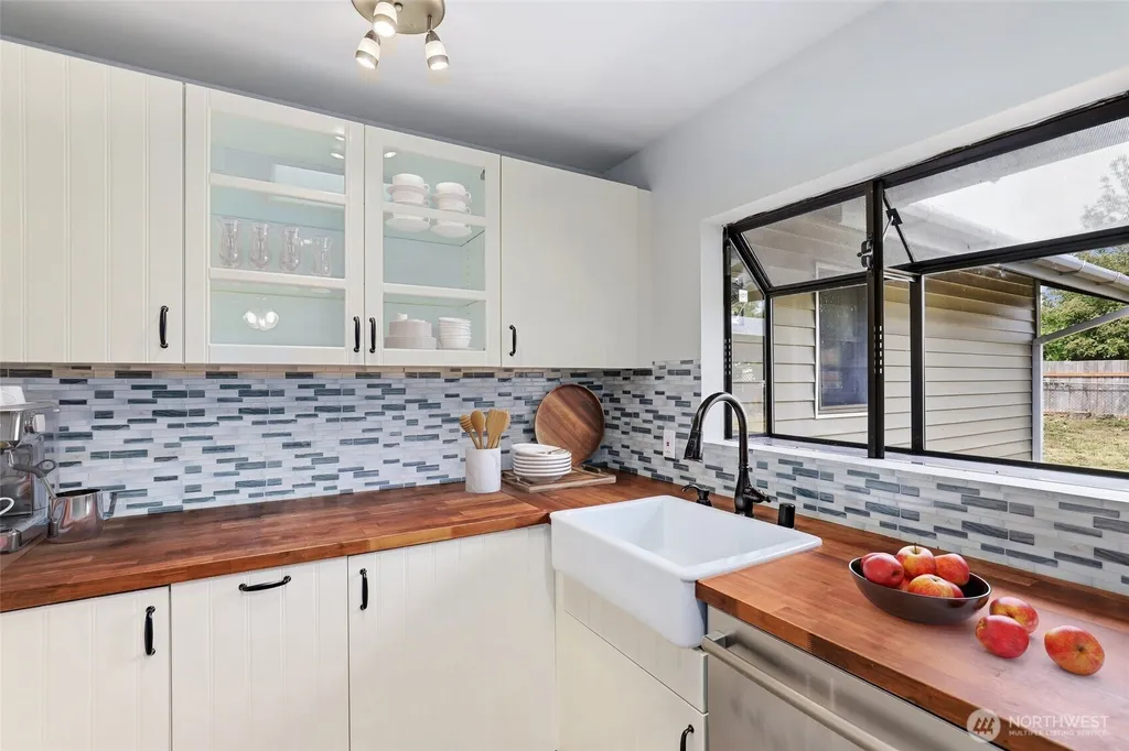15759 119th Place SE Renton WA 98058