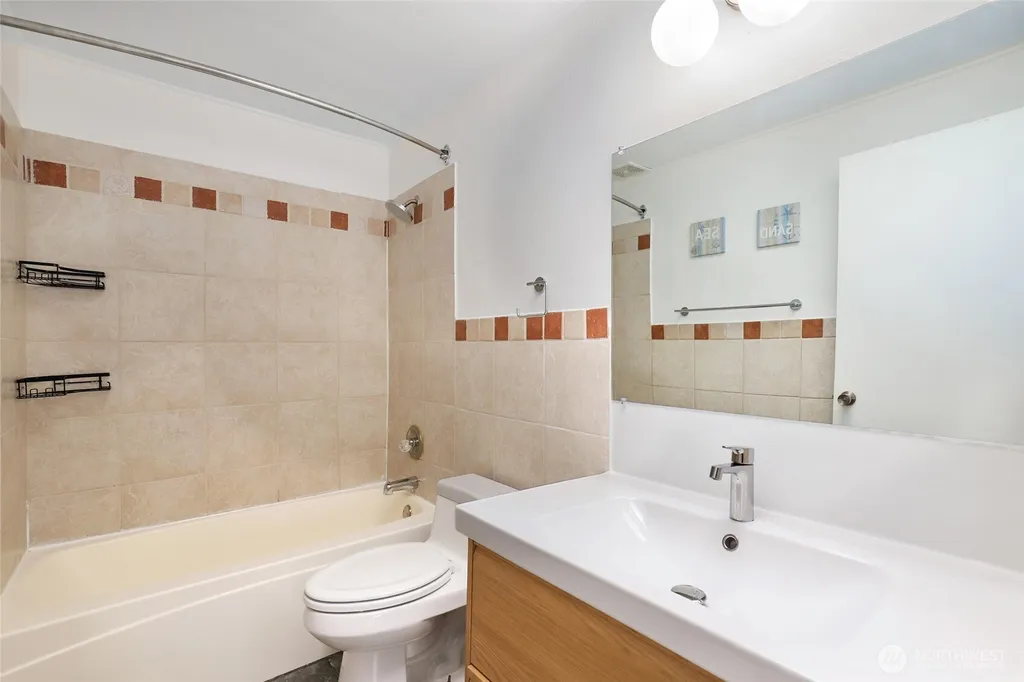 15759 119th Place SE Renton WA 98058