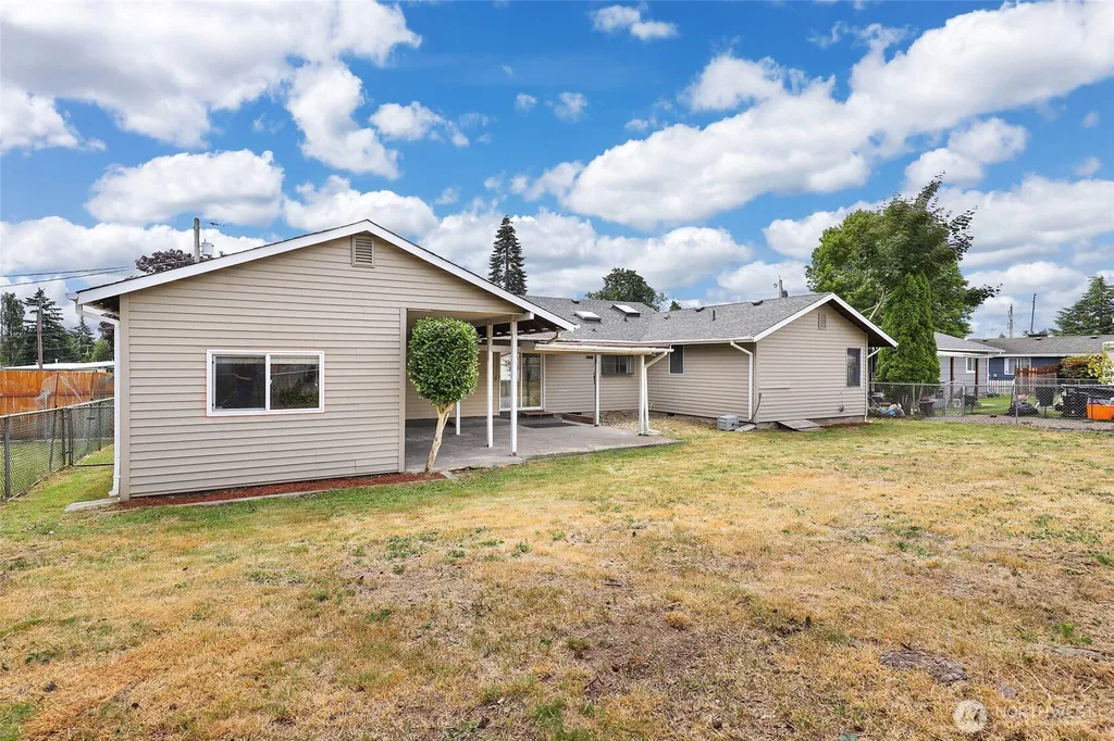 15759 119th Place SE Renton WA 98058