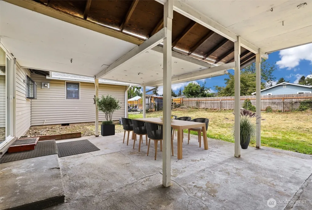 15759 119th Place SE Renton WA 98058