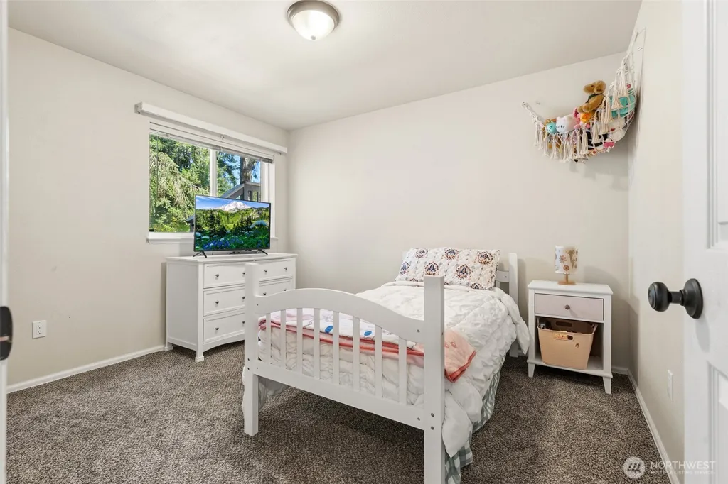 191 E Vine Maple Lane Union WA 98592