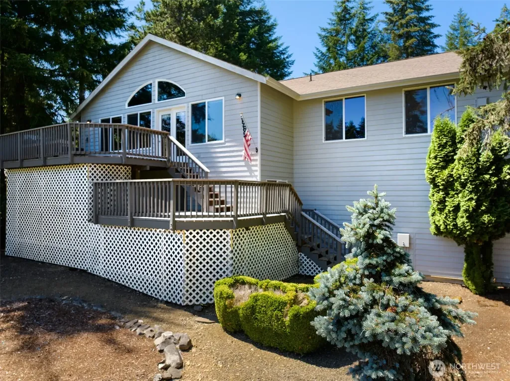 191 E Vine Maple Lane Union WA 98592