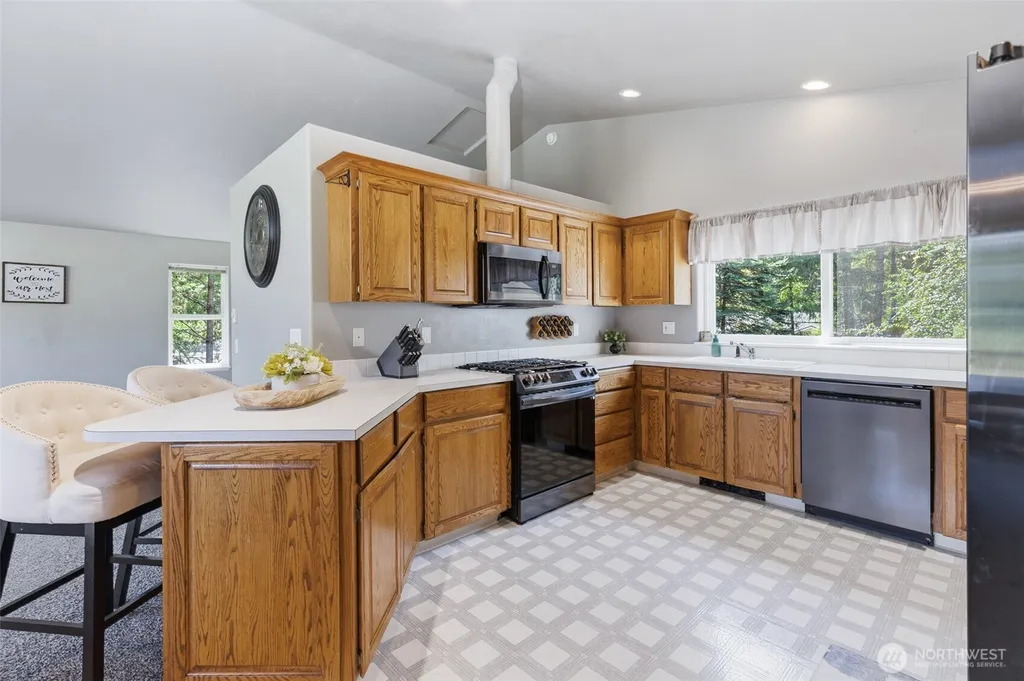 191 E Vine Maple Lane Union WA 98592