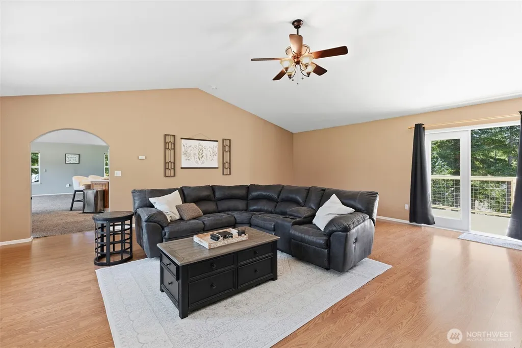 191 E Vine Maple Lane Union WA 98592