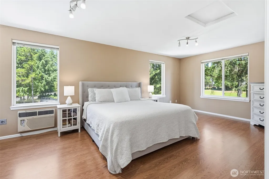 191 E Vine Maple Lane Union WA 98592