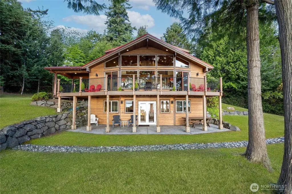 2339 N Nugent Road Lummi Island WA 98262