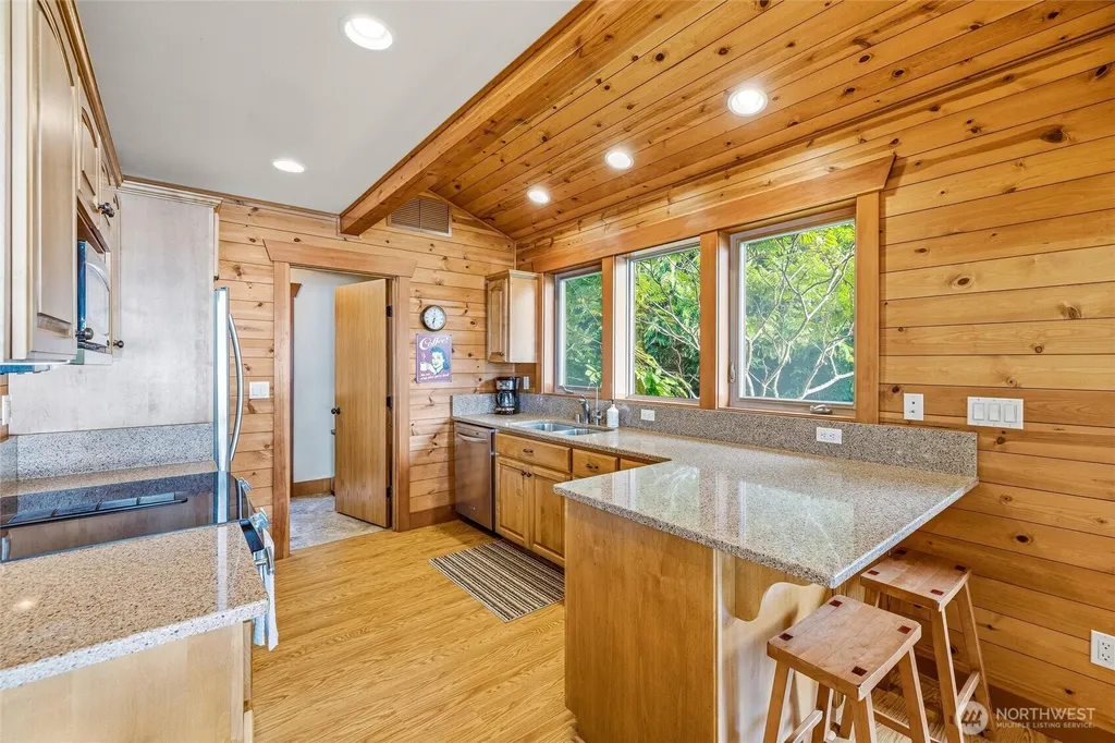 2339 N Nugent Road Lummi Island WA 98262