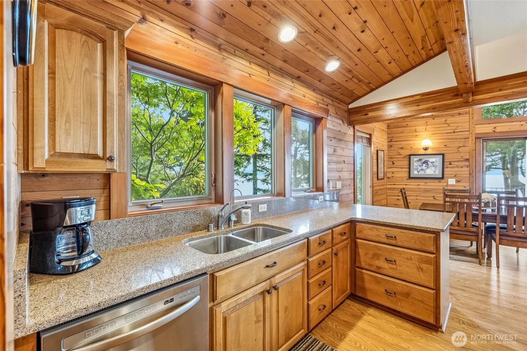 2339 N Nugent Road Lummi Island WA 98262