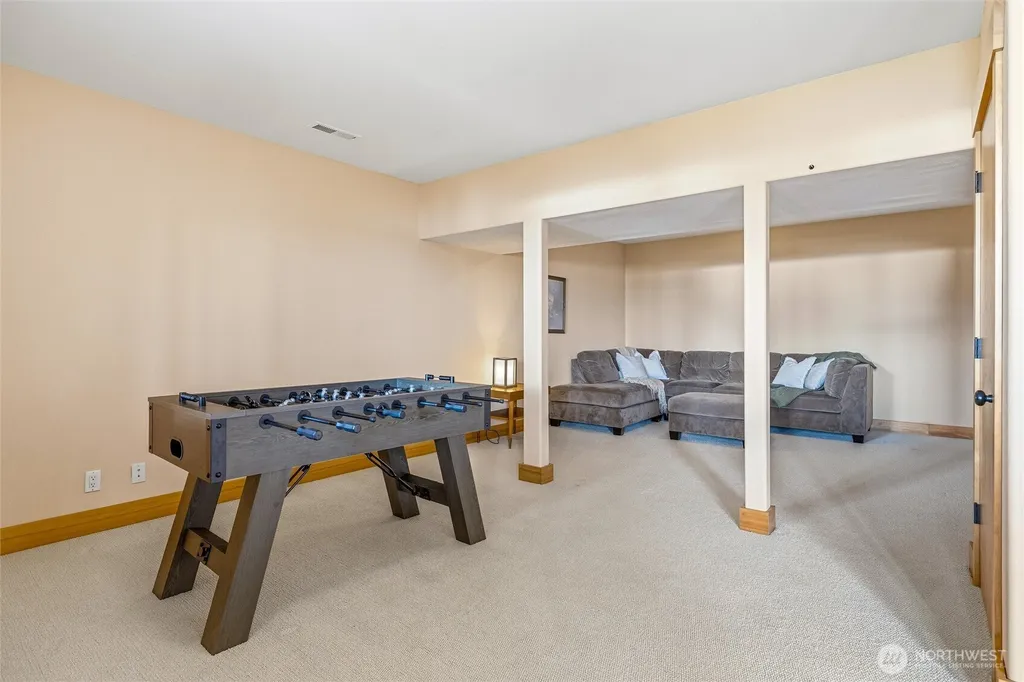 2339 N Nugent Road Lummi Island WA 98262