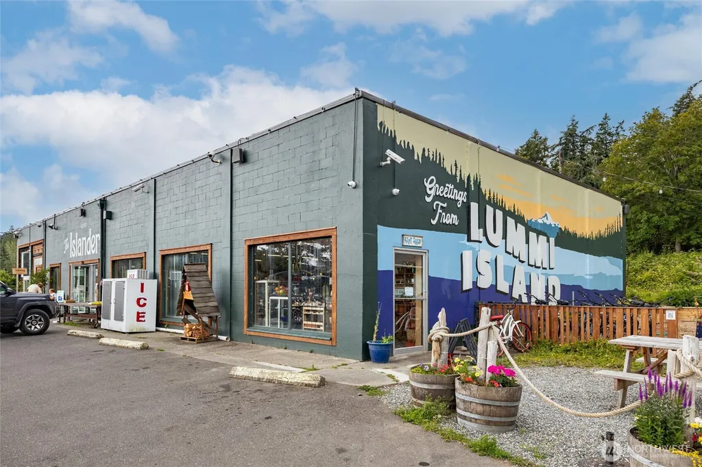 2339 N Nugent Road Lummi Island WA 98262