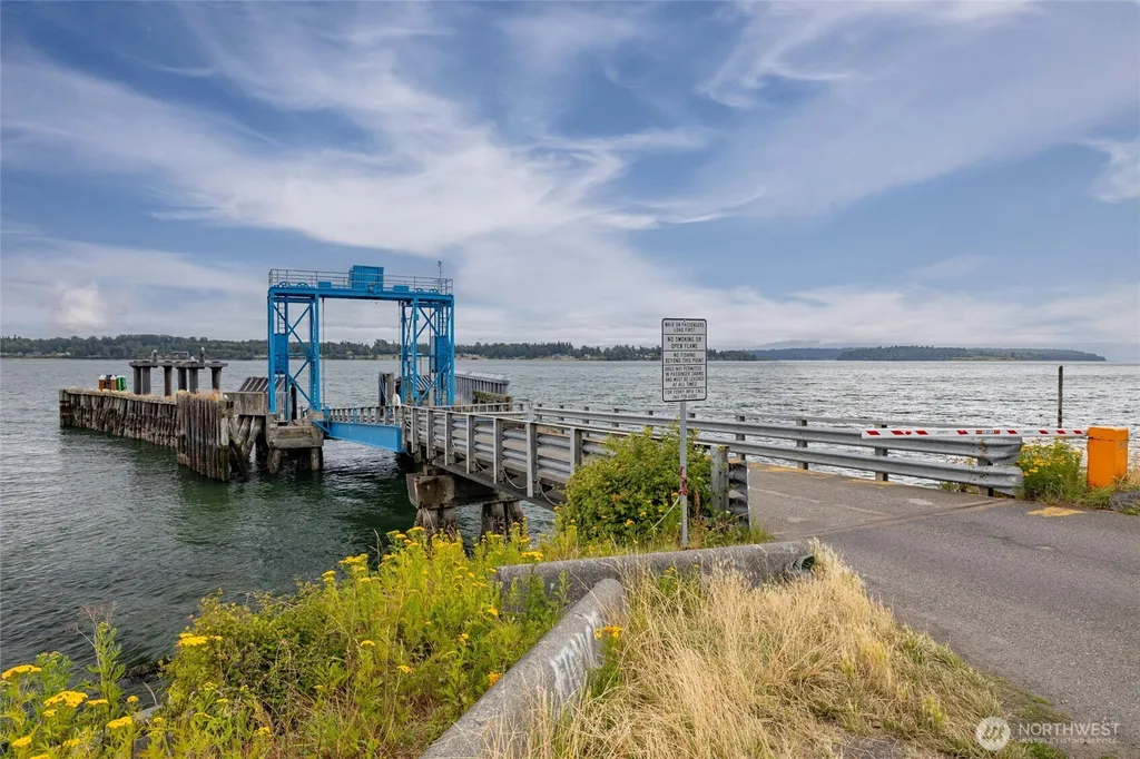2339 N Nugent Road Lummi Island WA 98262