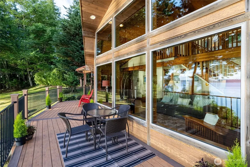 2339 N Nugent Road Lummi Island WA 98262