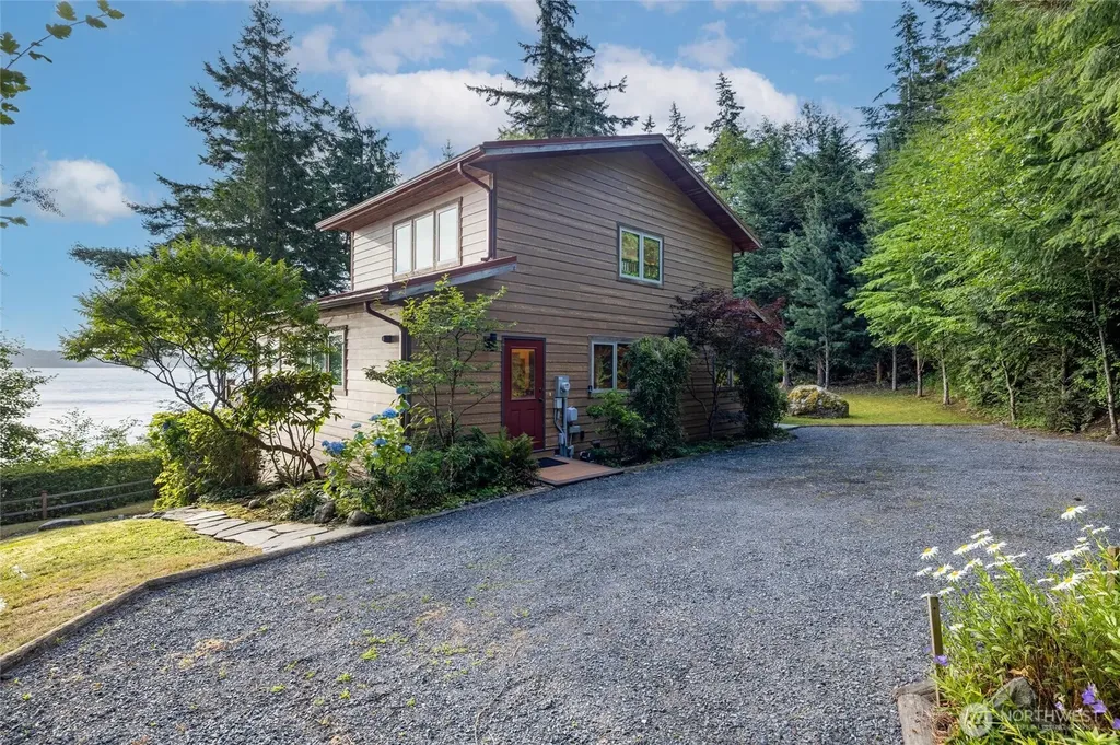 2339 N Nugent Road Lummi Island WA 98262