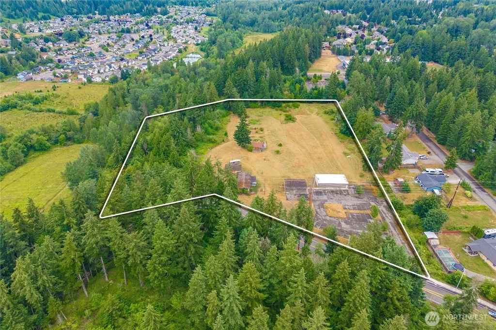 18707 Rhodes Lake Road E Bonney Lake WA 98391