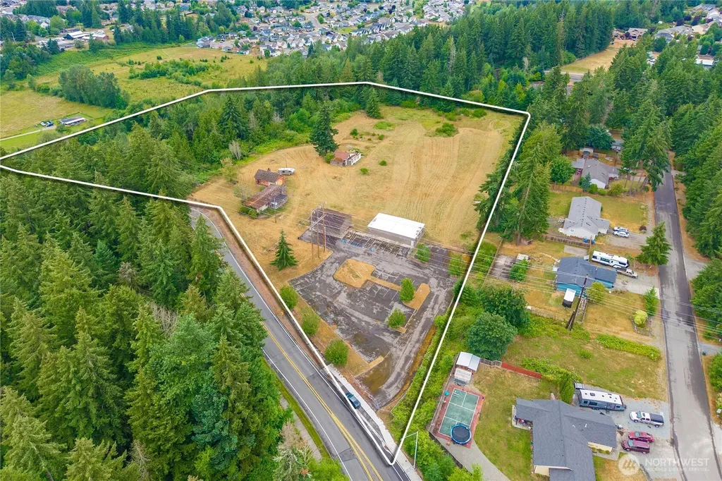 18707 Rhodes Lake Road E Bonney Lake WA 98391