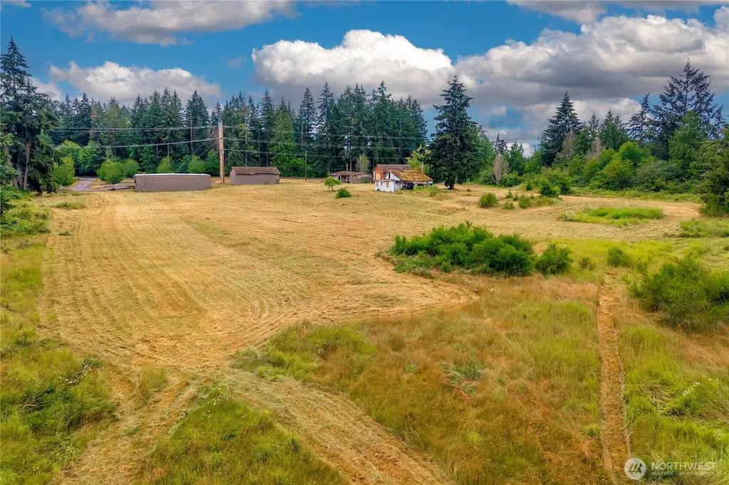 18707 Rhodes Lake Road E Bonney Lake WA 98391