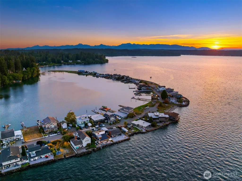 15670 NE Point Monroe Drive Bainbridge Island WA 98110