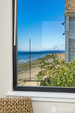 15670 NE Point Monroe Drive Bainbridge Island WA 98110