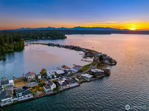 15670 NE Point Monroe Drive Bainbridge Island WA 98110