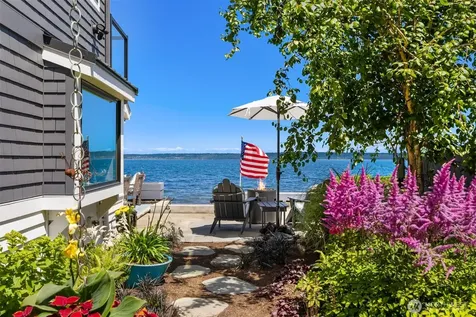 15670 NE Point Monroe Drive Bainbridge Island WA 98110