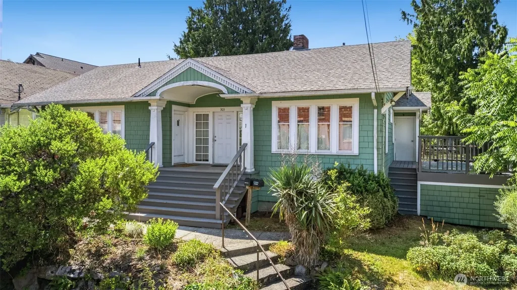 303 N 64th Street Seattle WA 98103