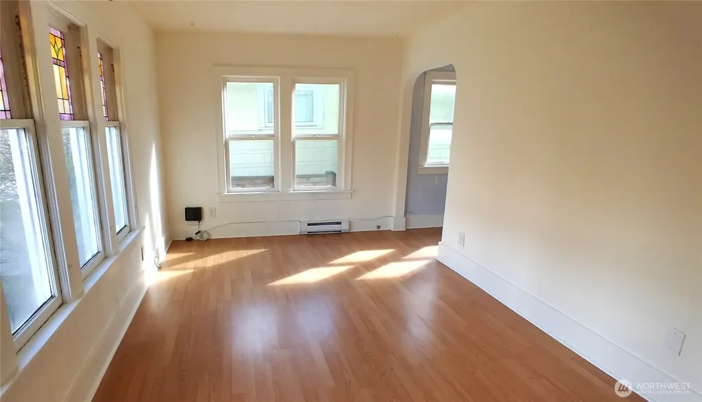 303 N 64th Street Seattle WA 98103