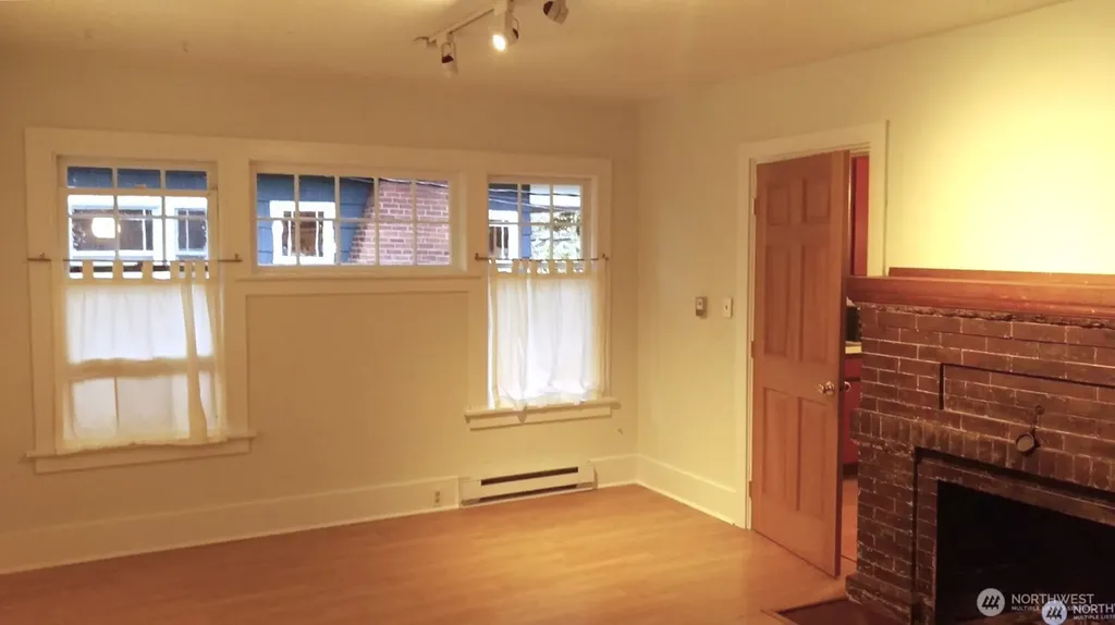 303 N 64th Street Seattle WA 98103