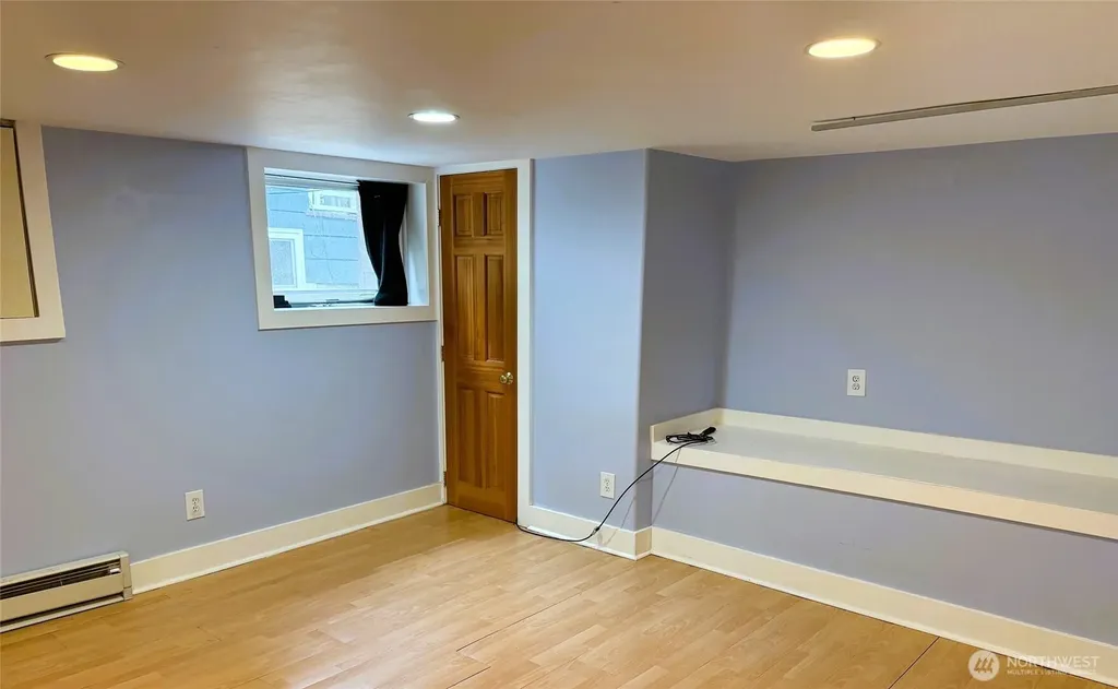 303 N 64th Street Seattle WA 98103
