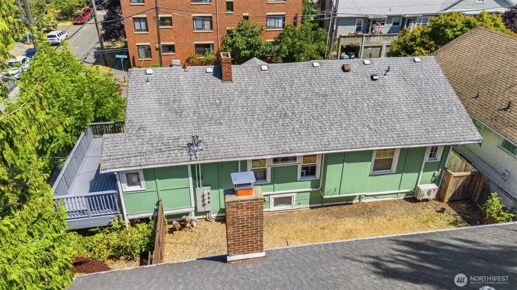 303 N 64th Street Seattle WA 98103
