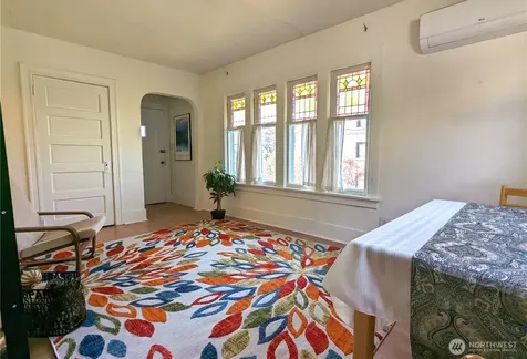 303 N 64th Street Seattle WA 98103