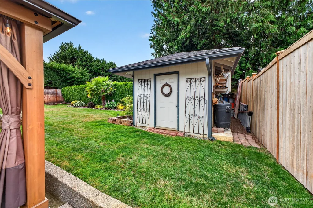 34435 32nd Court SW Federal Way WA 98023