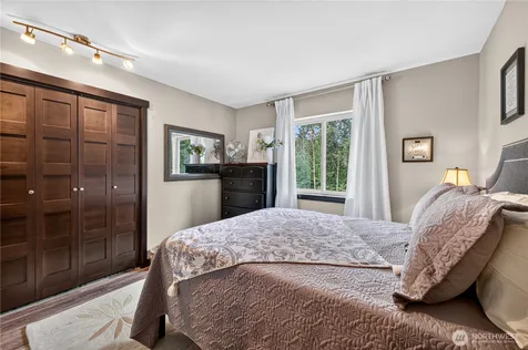 34435 32nd Court SW Federal Way WA 98023