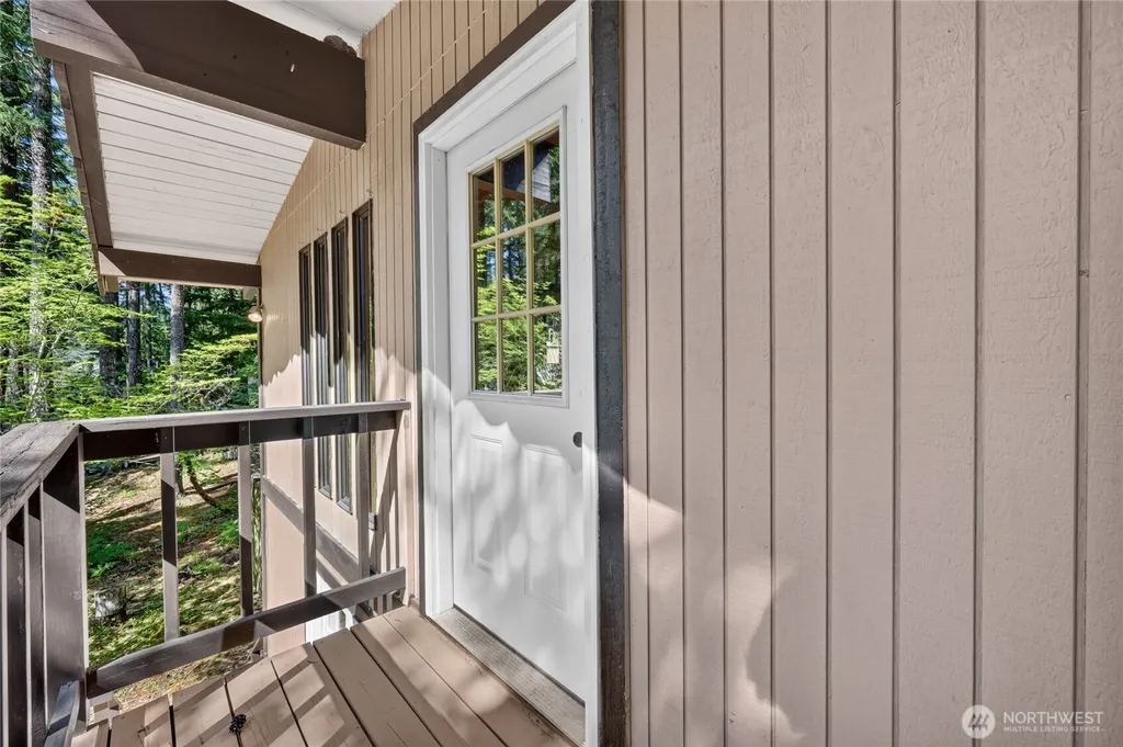 101 Cascade Drive Packwood WA 98361