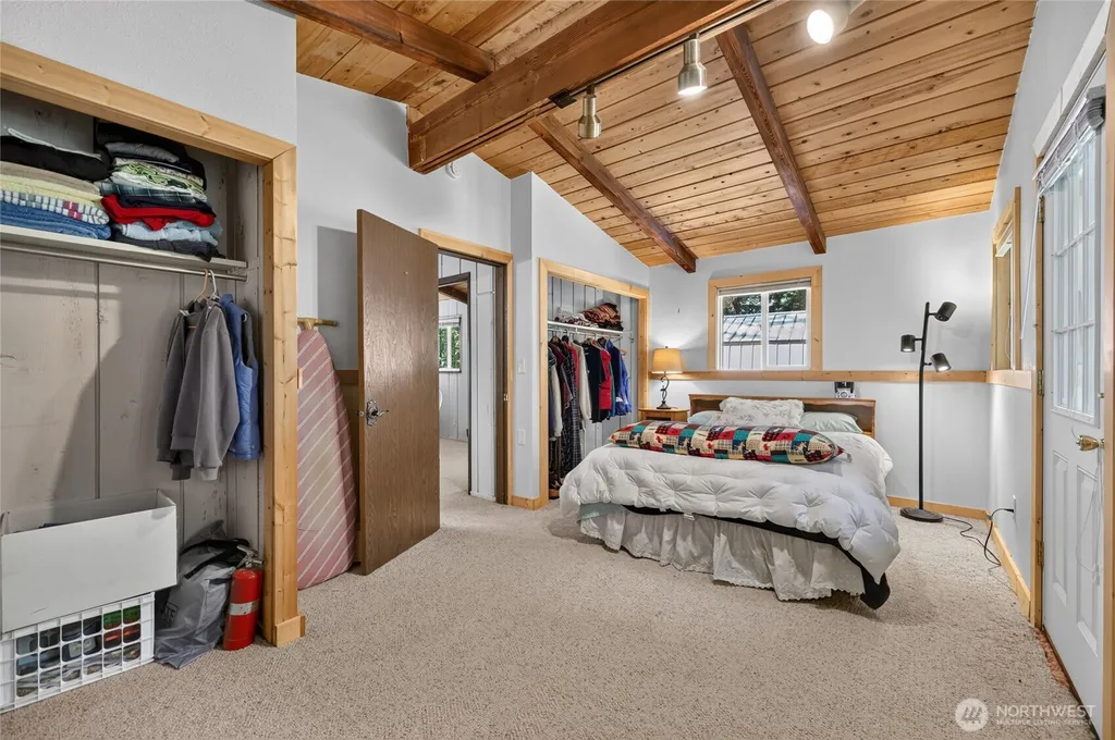 101 Cascade Drive Packwood WA 98361