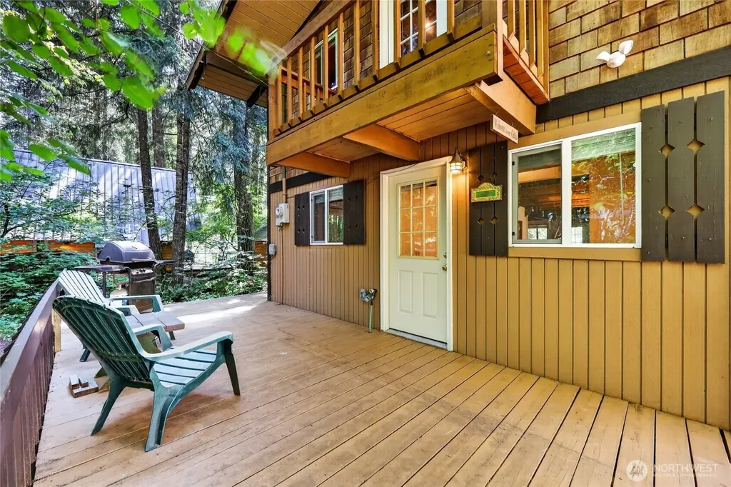 101 Cascade Drive Packwood WA 98361